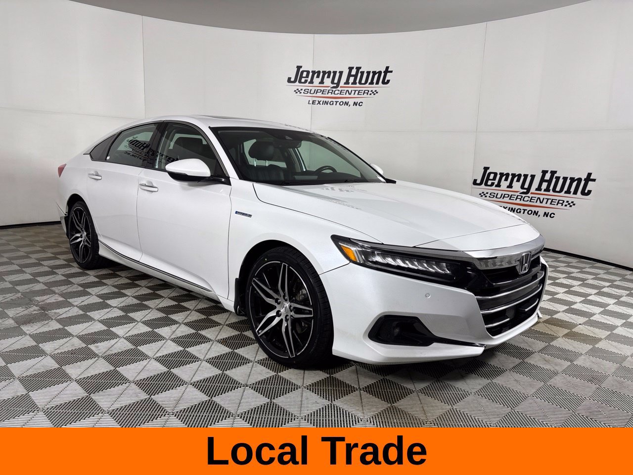 Used 2022 Honda Accord Touring image 5