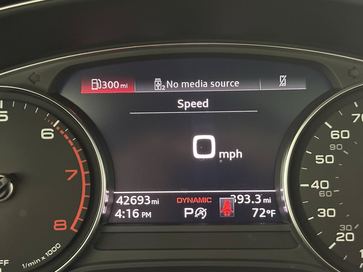 Used 2021 Audi Q5 2.0T Premium w/ Convenience Package AWD/4WD image 35