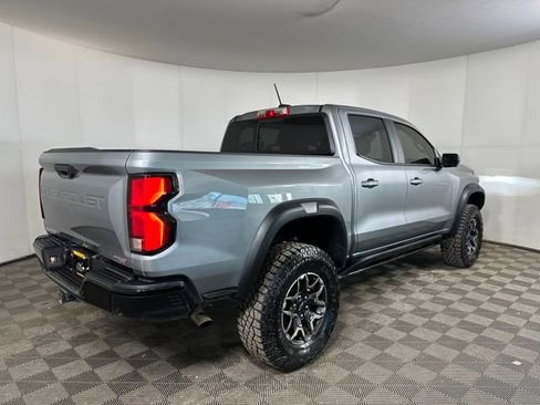 Used 2025 Chevrolet Colorado ZR2 w/ Technology Package image 3