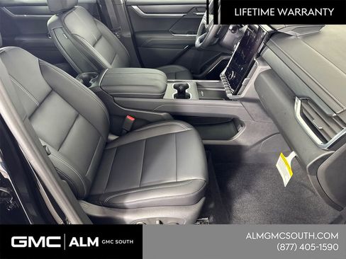 New 2026 GMC Acadia Elevation w/ Elevation Premium Package FWD image 15