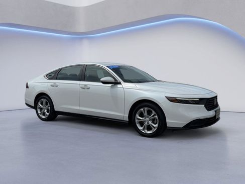 Certified 2024 Honda Accord LX image 1