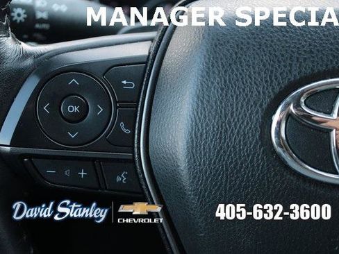 Used 2024 Toyota Camry SE image 15