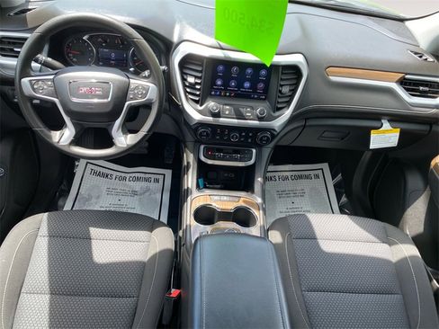 Used 2023 GMC Acadia SLE w/ Driver Convenience Package image 10