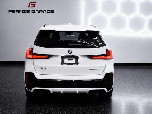 Used 2024 BMW X1 xDrive28i w/ M Sport Package AWD/4WD image 6