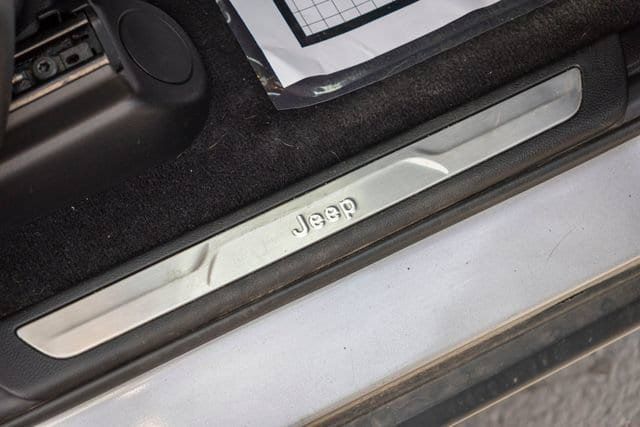 Used 2021 Jeep Grand Cherokee Limited AWD/4WD image 44