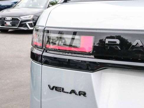 Used 2024 Land Rover Range Rover Velar Dynamic SE AWD/4WD image 11