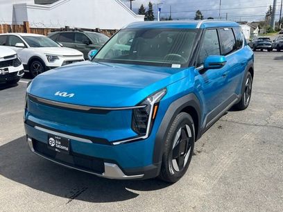 Used 2025 Kia EV9 Wind