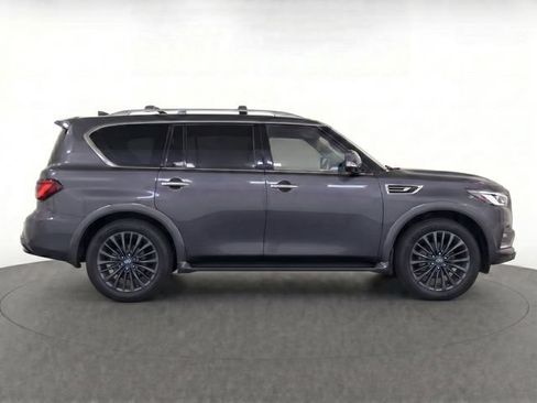 Used 2022 INFINITI QX80 Sensory w/ Cargo Package RWD image 2