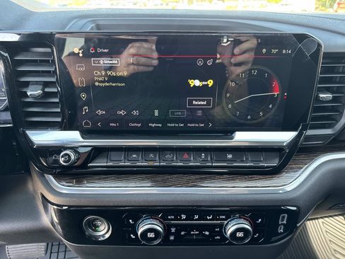 Used 2022 GMC Sierra 1500 SLE RWD image 29