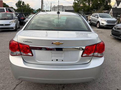 Used 2015 Chevrolet Cruze LS FWD image 7