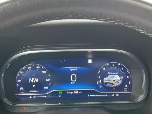 Used 2022 Chevrolet Tahoe High Country image 32