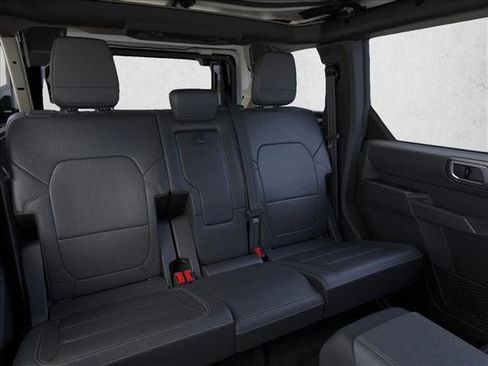 New 2025 Ford Bronco Badlands image 11