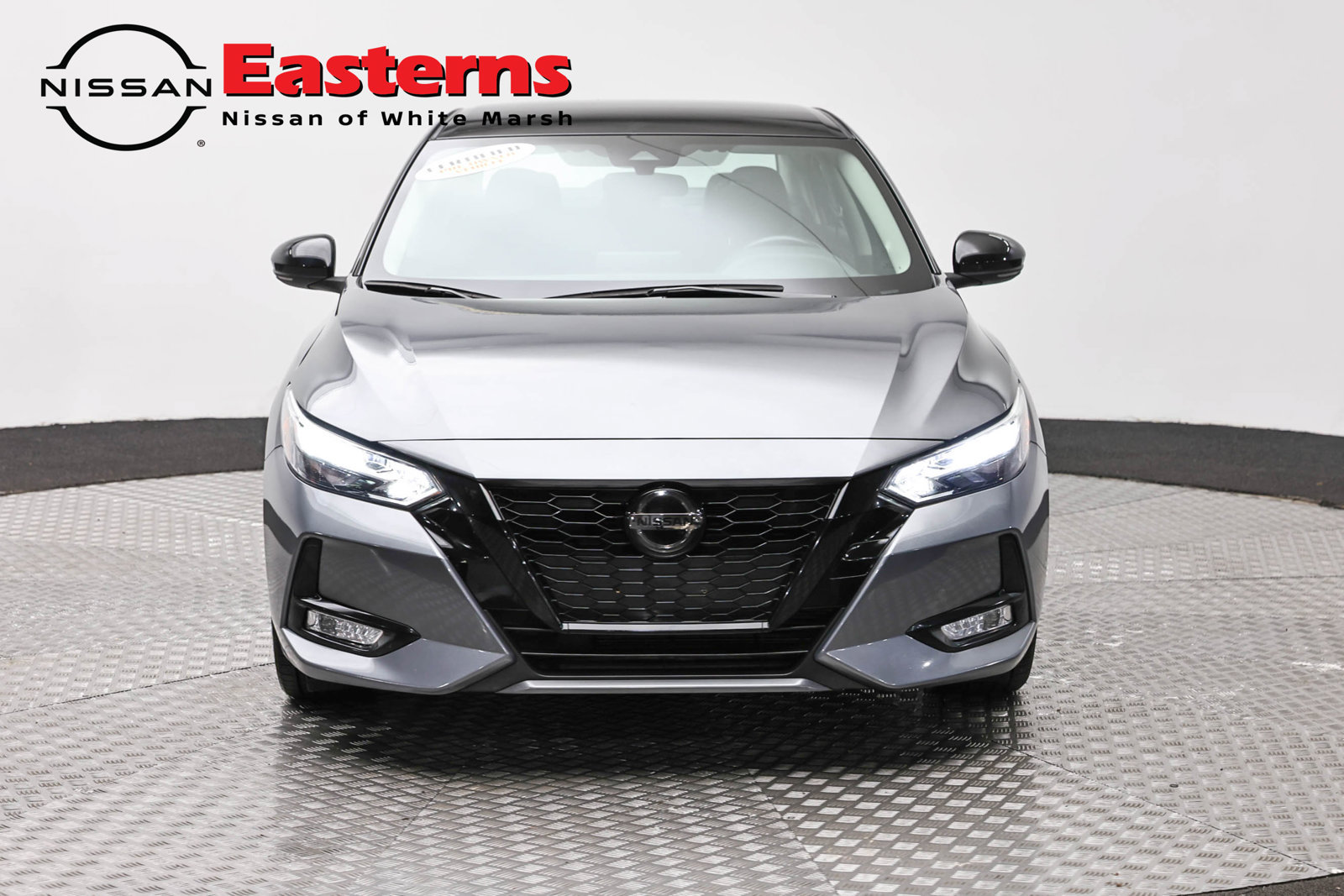 Used 2023 Nissan Sentra SR w/ Midnight Edition Package FWD image 2