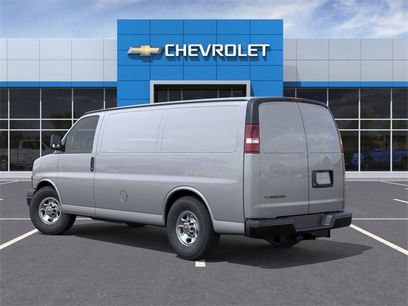 New 2025 Chevrolet Express 3500