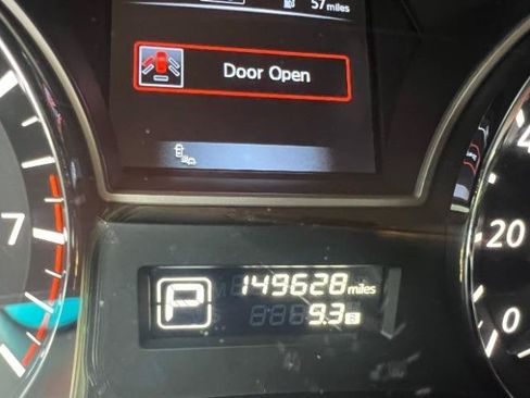 Used 2015 Nissan Pathfinder Platinum w/ Cargo Package AWD/4WD image 34