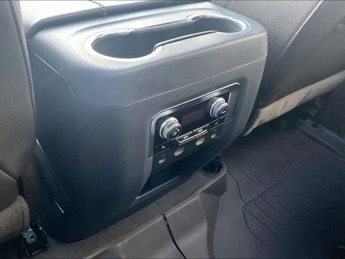 Used 2021 GMC Yukon Denali image 39