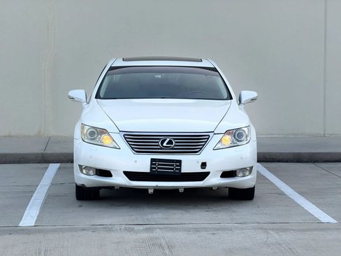 Used 2010 Lexus LS 460 L RWD image 2