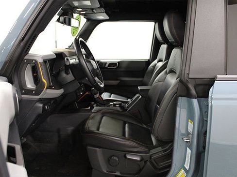 Used 2021 Ford Bronco Badlands image 10