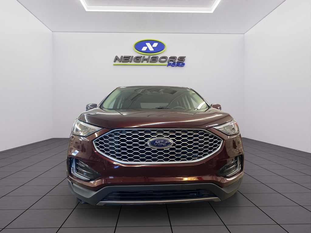 Used 2024 Ford Edge SEL w/ Convenience Package AWD/4WD image 2