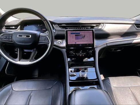 Used 2022 Jeep Grand Cherokee L Limited AWD/4WD image 15