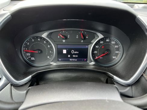 Used 2019 Chevrolet Equinox Premier image 12