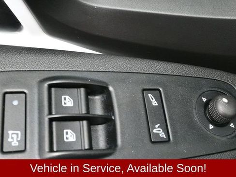 Used 2025 RAM ProMaster 2500 w/ Convenience Group image 21