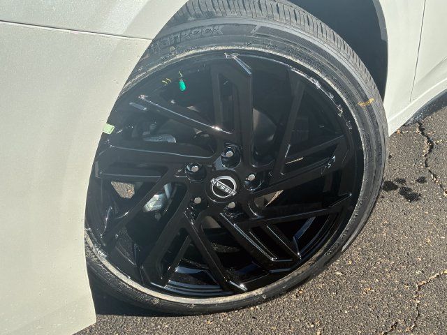 New 2027 Nissan Sentra SR w/ SR Premium Package FWD image 9