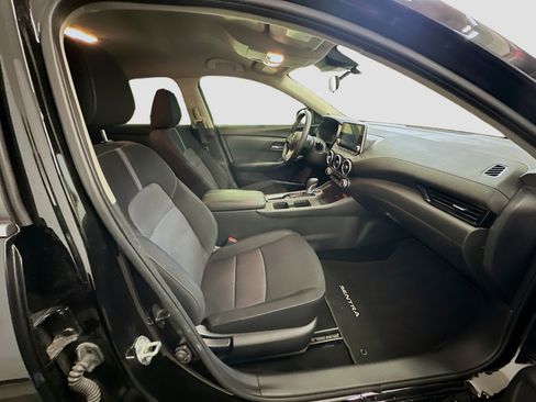 Used 2023 Nissan Sentra SV image 31
