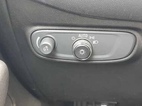 Used 2022 Chevrolet Equinox LT w/ LT True North Edition image 20