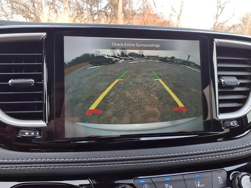 New 2026 Chrysler Pacifica Select w/ S Appearance Package FWD image 10