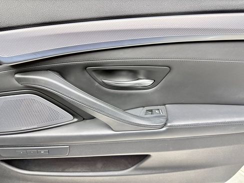 Used 2015 BMW 550i xDrive Sedan AWD/4WD image 15