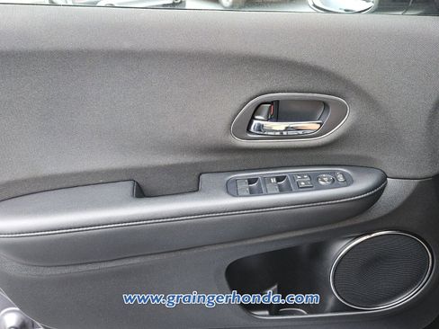 Used 2019 Honda HR-V EX image 23