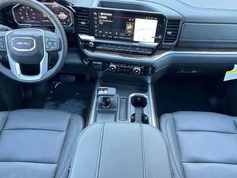 New 2026 GMC Sierra 1500 Elevation w/ Elevation Premium Package AWD/4WD image 15