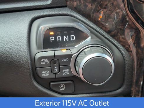 New 2026 RAM 1500 Big Horn AWD/4WD image 25