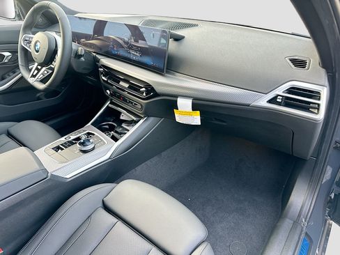 New 2026 BMW 330i Sedan w/ M Sport Package RWD image 24