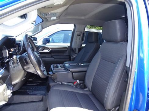 Certified 2022 Chevrolet Silverado 1500 LT w/ Convenience Package II RWD image 8