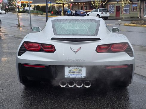 Used 2014 Chevrolet Corvette Stingray Coupe w/ 2LT Preferred Equipment Group image 7