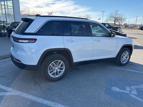 New 2026 Jeep Grand Cherokee Laredo X AWD/4WD image 32