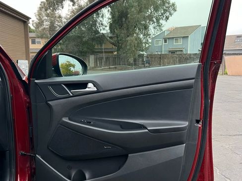 Used 2020 Hyundai Tucson Limited w/ Cargo Package image 20