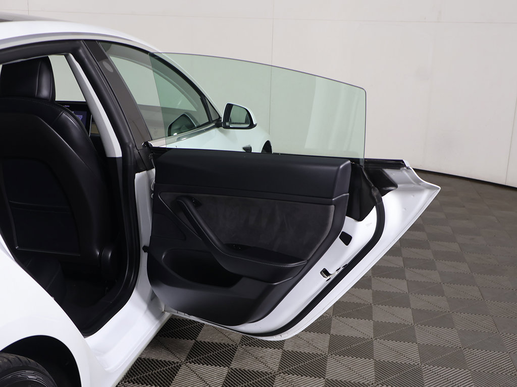 Used 2020 Tesla Model 3 Standard Range Plus RWD image 23