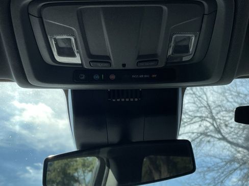 Used 2024 Chevrolet Silverado 2500 LT image 17