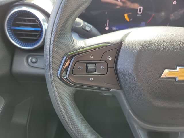 Used 2025 Chevrolet Trax LT FWD image 18