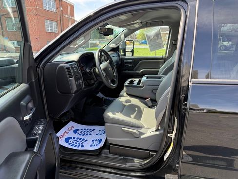 Used 2015 Chevrolet Silverado 3500 W/T w/ WT Convenience Package image 5