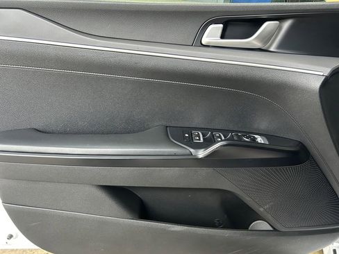 Used 2022 Kia K5 GT-Line image 22