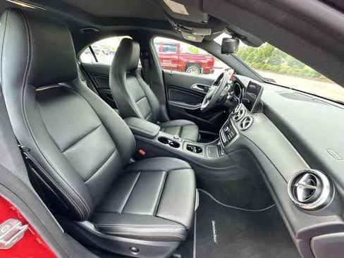 Used 2019 Mercedes-Benz CLA 250 4MATIC image 20