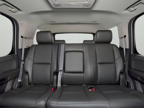 Used 2011 Chevrolet Tahoe LT w/ Luxury Package AWD/4WD image 51