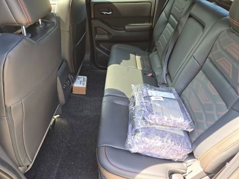 New 2025 Nissan Frontier PRO-4X w/ Pro Premium Package image 16