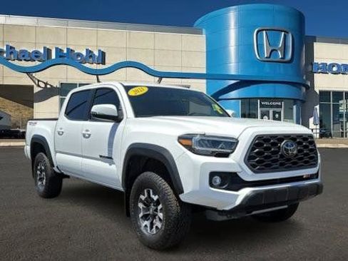 Used 2021 Toyota Tacoma TRD Off-Road w/ Technology Package AWD/4WD image 1