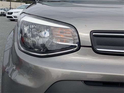 Used 2017 Kia Soul image 9