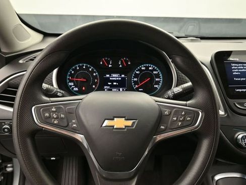 Used 2024 Chevrolet Malibu LT FWD image 19